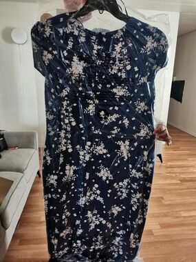 Women’s Navy Blue Floral Dress - Brand: